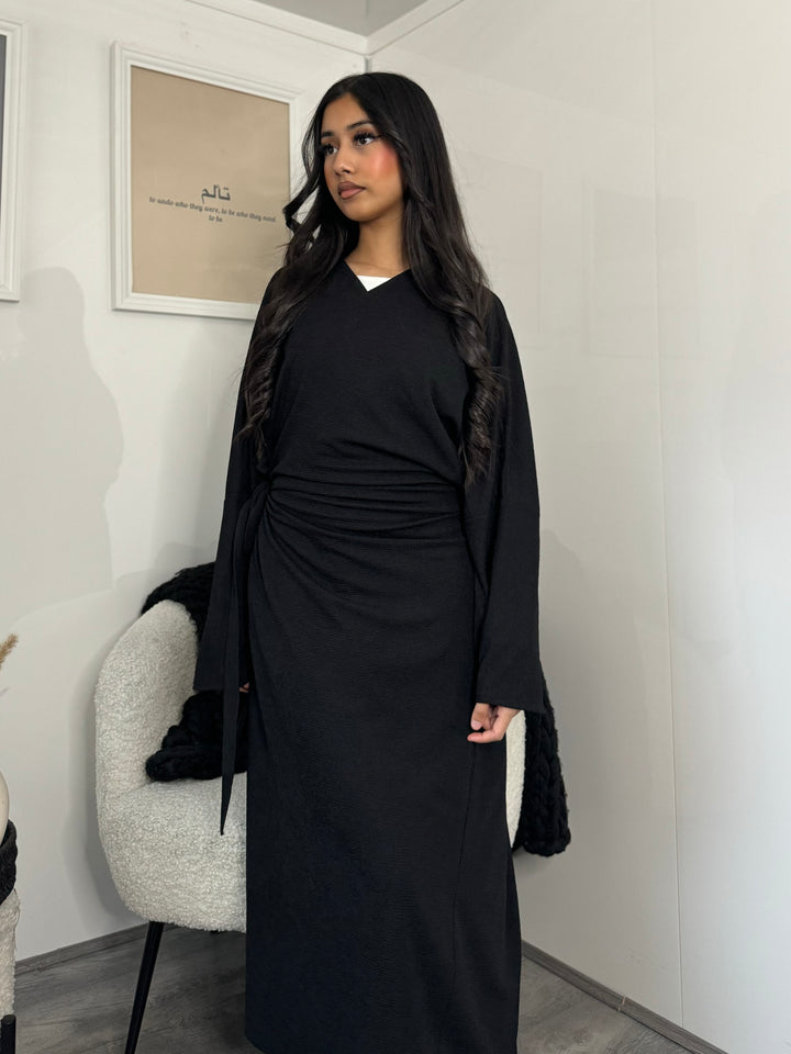 Hira Abaya