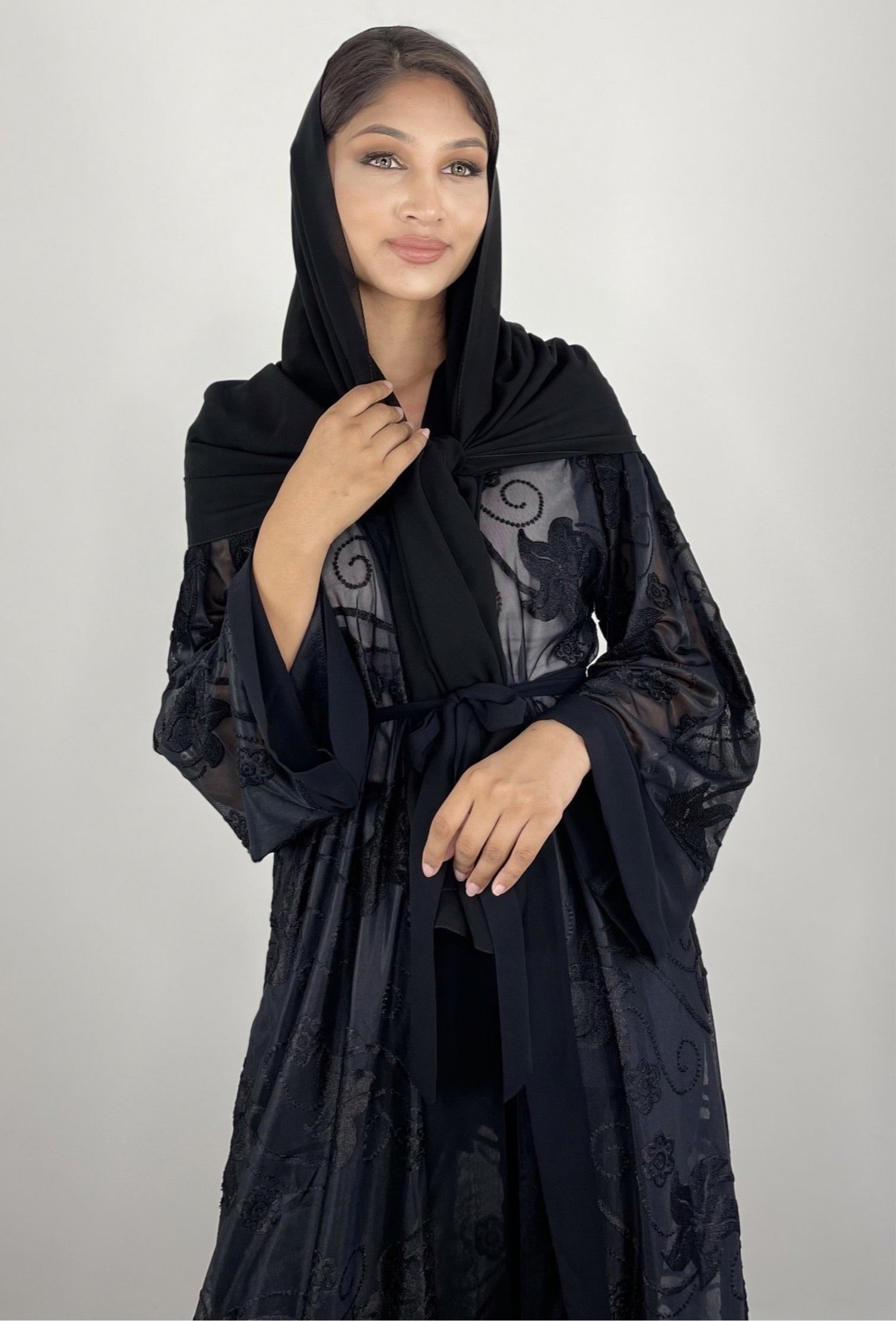 Black lace outlet abaya