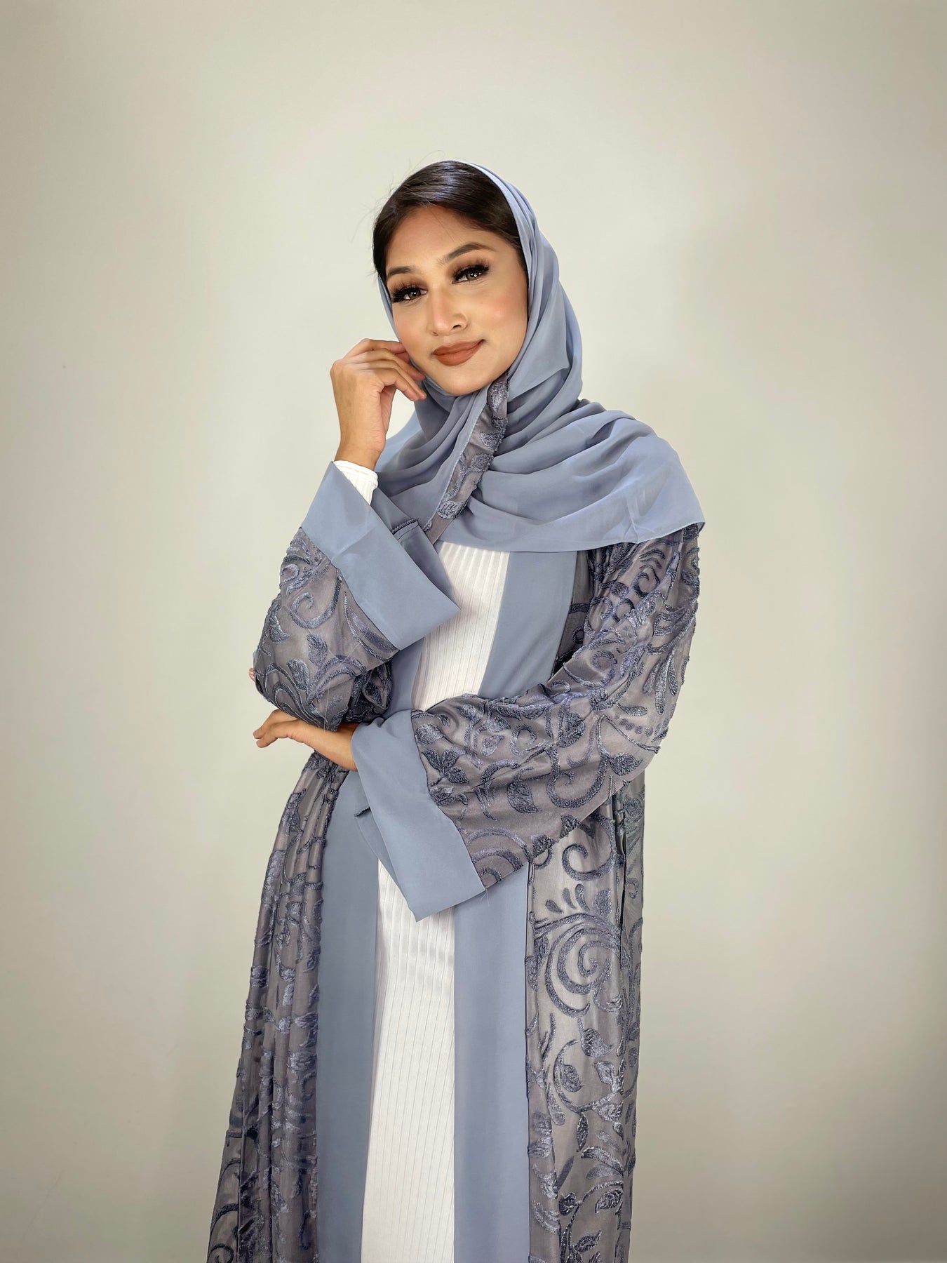 Lace open abaya sale